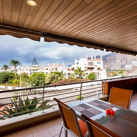 Balcon De Los Gigantes Apartment *
