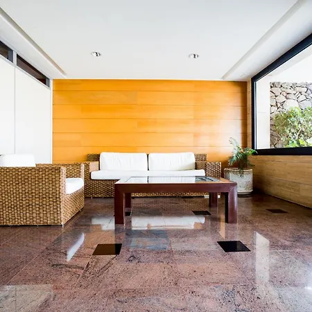 Balcon De Los Gigantes Apartment *